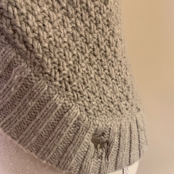 Abercrombie & Fitch XS tan woolen sleeveless top - Picture 8 of 8